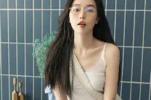 继岳云鹏后又一女星发文爆料圈内潜规则一个比一个荒唐！