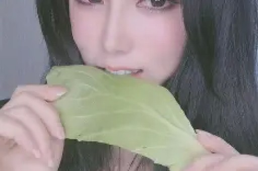 比大罗私生活还乱！60岁巴西传奇罗马里奥交往23岁女友后又出轨