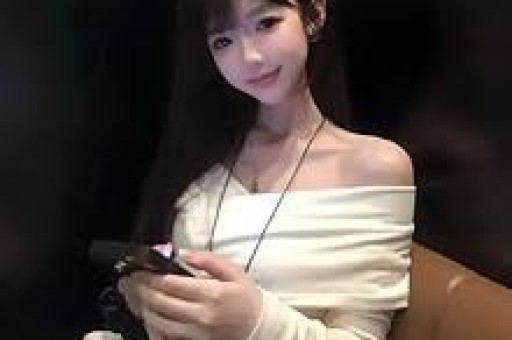 韩国“劣迹艺人”与好莱坞明星合影网友：黑历史都能洗成国际范