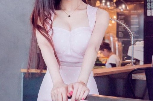 又是婚内出轨？男明星和女演员车内缠绵公共场合出双入对不避讳